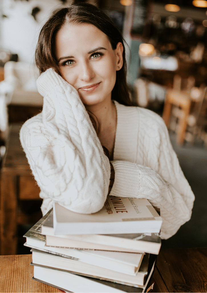 Założycielka szkoły Akademia Języka i lektor angielskiego